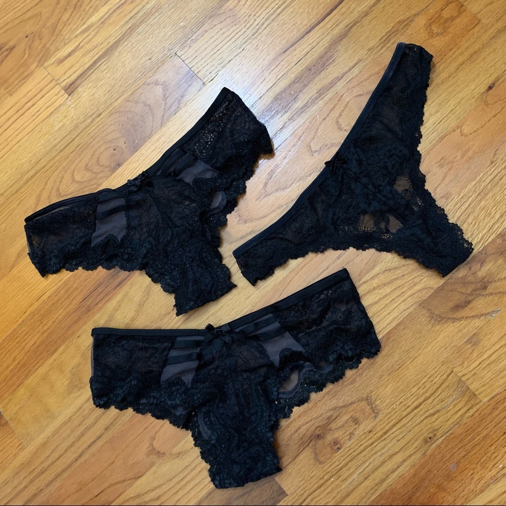 New Victoria's Secret- Black lace thongs